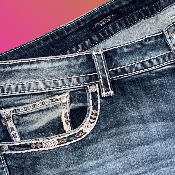 Plus Size Vigoss Bedazzled The New York Bootcut Jeans Size 42x31 - Picture 2 of 5